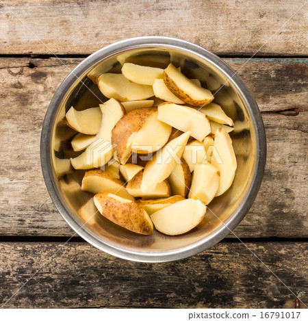 Set of raw clean vegetables for cooking. Set of raw clean vegetables for cooking. 16791017