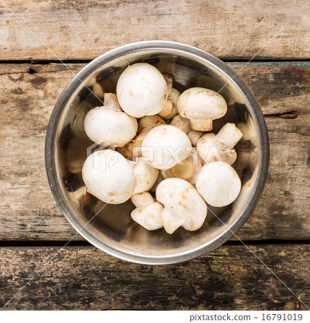 Set of raw clean vegetables for cooking. Set of raw clean vegetables for cooking. 16791019