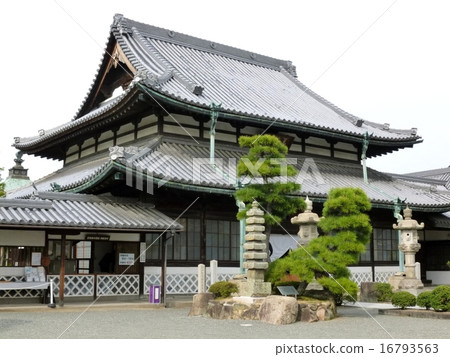 Hanadakuji main hall 16793563