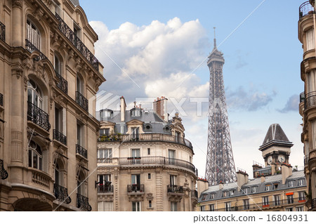 Eiffel tower in Paris, France Eiffel tower in Paris, France 16804931