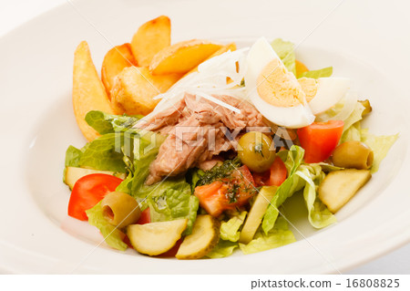 fresh salad with potatoes 16808825