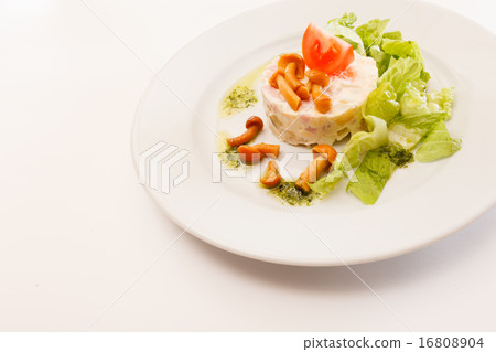 Russian salad with mushrooms 16808904