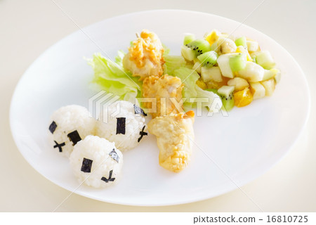 food for kids 16810725