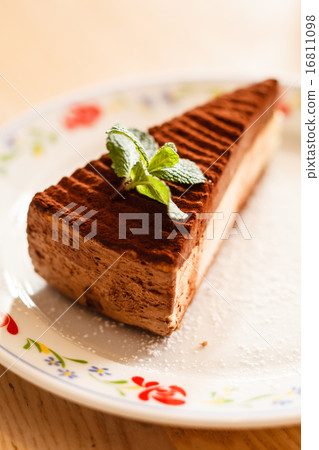chocolate cake chocolate cake 16811098
