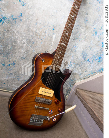 A guitar 16812935