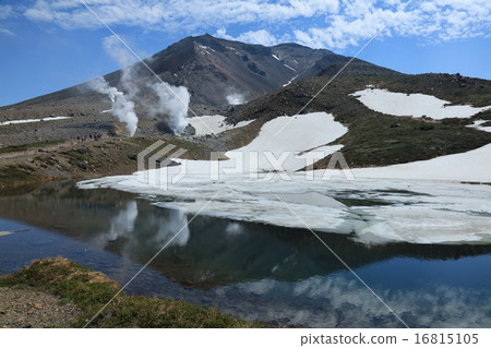 Asahidake of the remaining snow Asahidake of the remaining snow 16815105