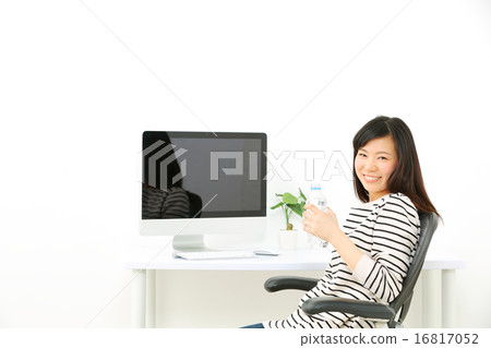 個人電腦女孩水 16817052