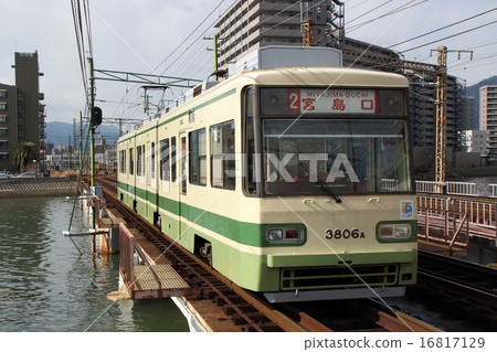 [M] Hiroshima Electric Railway Miyajima Line 3800 series (Line 2: Hiroshima ⇔ Hiroshima Electric Railway Miyajimaguchi) 16817129