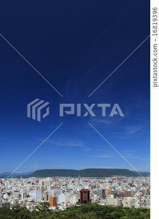 Takamatsu Town and Yaoshima seen from Shimune Mountain Takamatsu Town and Yaoshima seen from Shimune Mountain 16819396