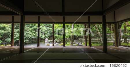 Frame garden Kyoto Renge temple 16820462