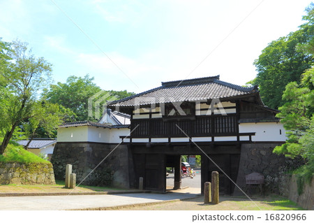 重要文化財產Komoro城堡三個門 16820966