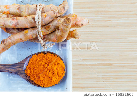 Natural Spa Ingredients . Natural Spa Ingredients . 16821605
