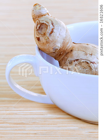 Ginger - Natural Spas Ingredients . Ginger - Natural Spas Ingredients . 16821606
