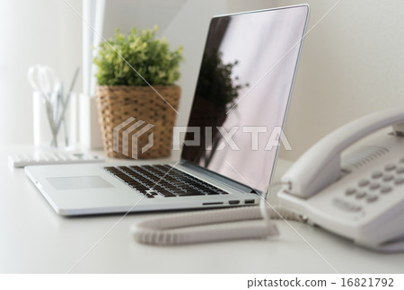 Desk work Desk work 16821792