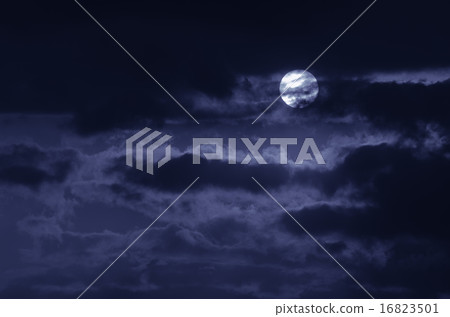 The moon on the dark sky The moon on the dark sky 16823501
