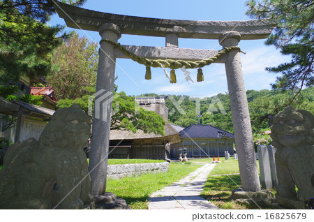Itoigawa-shi Niigata-ken Nosei Nosei Hakusan Shrine Nozomu觀看Torii Torii的區域 16825679