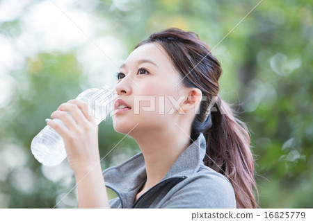 drink, drinking, jogging 16825779