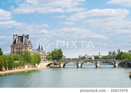 Pont Royal, Paris Pont Royal, Paris 16825976