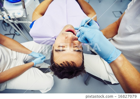 Dentist office 16827079