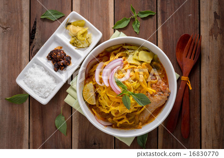 Curried Noodle Soup (Khao soi) with coconut milk 16830770