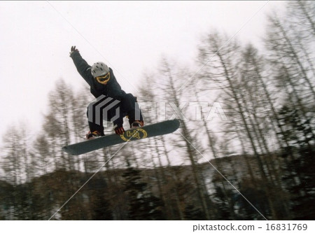 跳起來注意 16831769