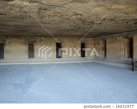 世界遺產“埃洛拉洞穴”（印度）的“第一個洞穴” 16832977