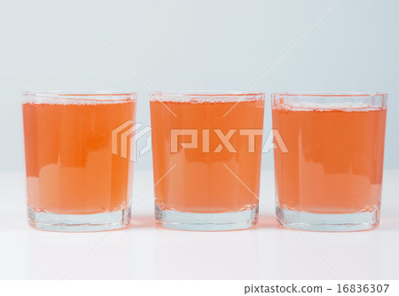 Orange juice Orange juice 16836307