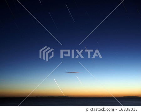 金星和木星沉入越石島 16838015