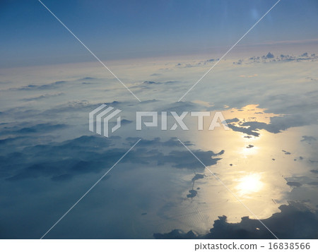 Sea of clouds 16838566