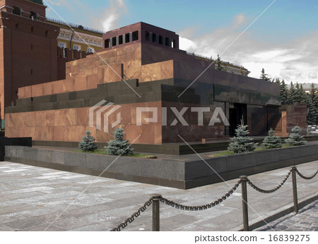 Lenin mausoleum 16839275