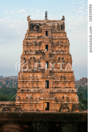 Temple in hampi india 16839999