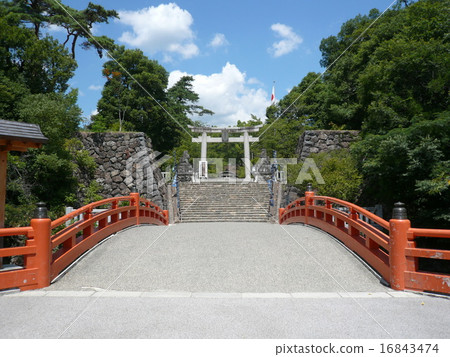 山梨縣甲府市武田神社的Kamihashi 16843474