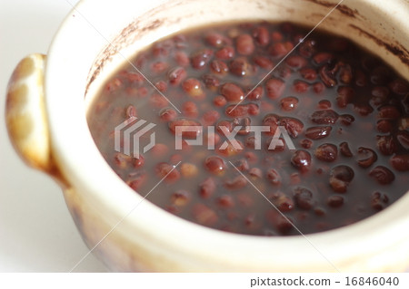 Salted bean Salted bean 16846040