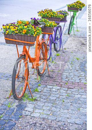 bicycles with flowers 16856076