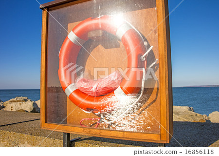 Mole of Ustka, Poland, with life-saver Mole of Ustka, Poland, with life-saver 16856118