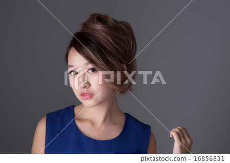 coiffure, hairdo, party dress 16856831