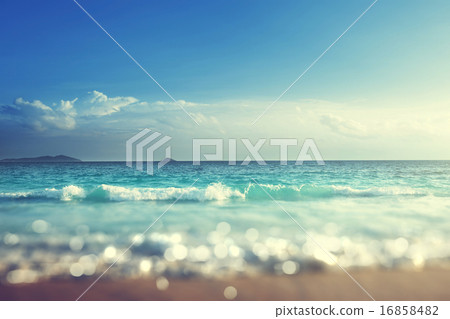 beach in sunset time, tilt shift soft effect 16858482