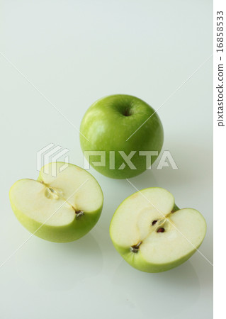 Green apple 5 16858533
