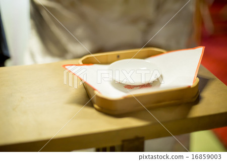 shinto wedding, japanese wedding, sacred wine or sake 16859003