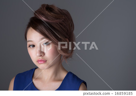 party dress, coiffure, hairdo 16859185