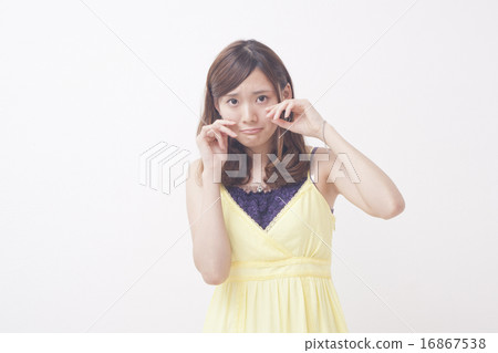 女人在哭 16867538
