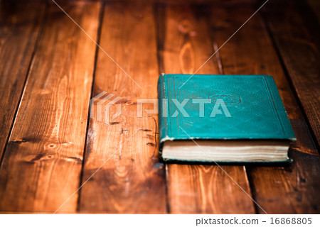 古色古香的二手書 16868805