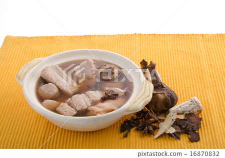 ba kut teh. Malaysian stew of pork and herbal soup ba kut teh. Malaysian stew of pork and herbal soup 16870832