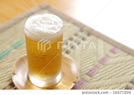 Cold beer Cold beer 16871809