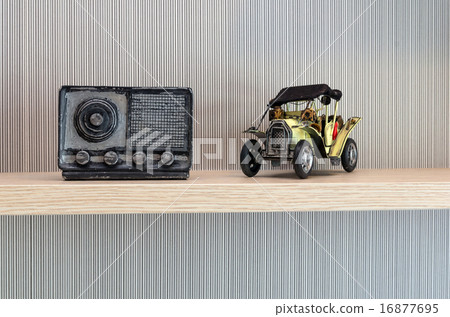 Vintage old car and Retro transistor model for decorate 16877695