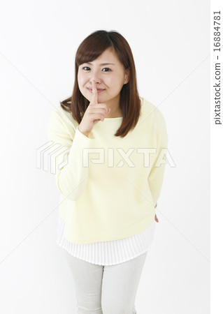 young woman      16884781