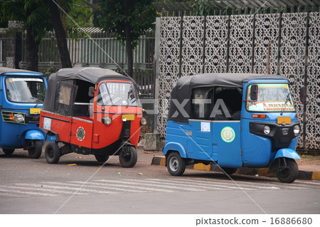 Bhajai: Auto tricycle 16886680