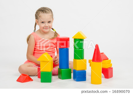 child playing with blocks child playing with blocks 16890070