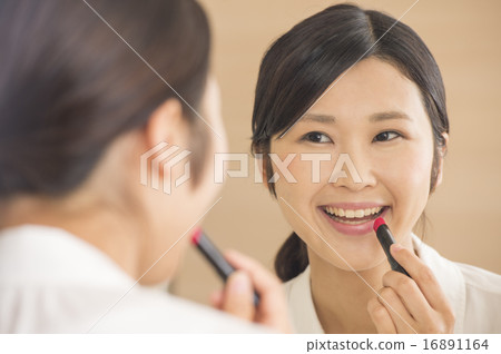 一個女人要彌補 16891164