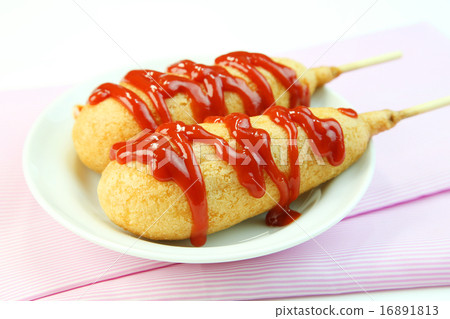 American hotdog  16891813
